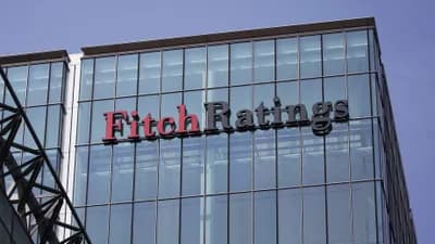 Fitch: Neft qiymətləri 2026-da ucuzlaşacaq - Proqnoz ŞOKU!