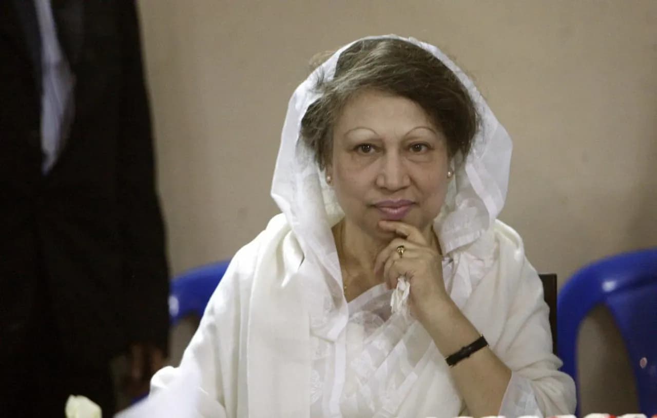 Banqladeşin sabiq Baş Naziri Xalidə Ziya Vəfat Etdi