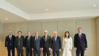 Nazir Əmrullayev Türkiyəli Rektorlarla Görüsdü: Yeni Təşəbbüslər Gözlənilir