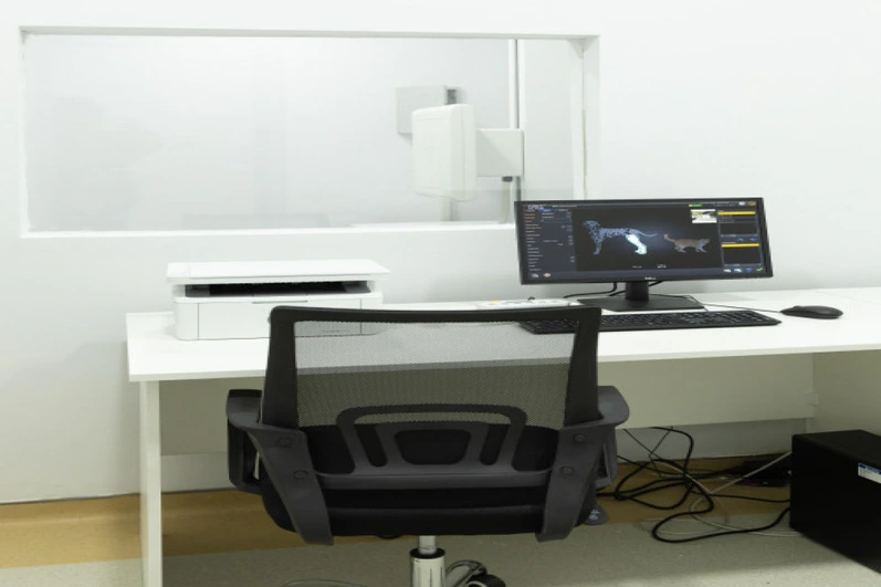 Leyla Əliyeva və Alena Əliyeva Lənkəran Dövlət Universitetinin Baytarlıq Klinikasını ziyarət etdilər