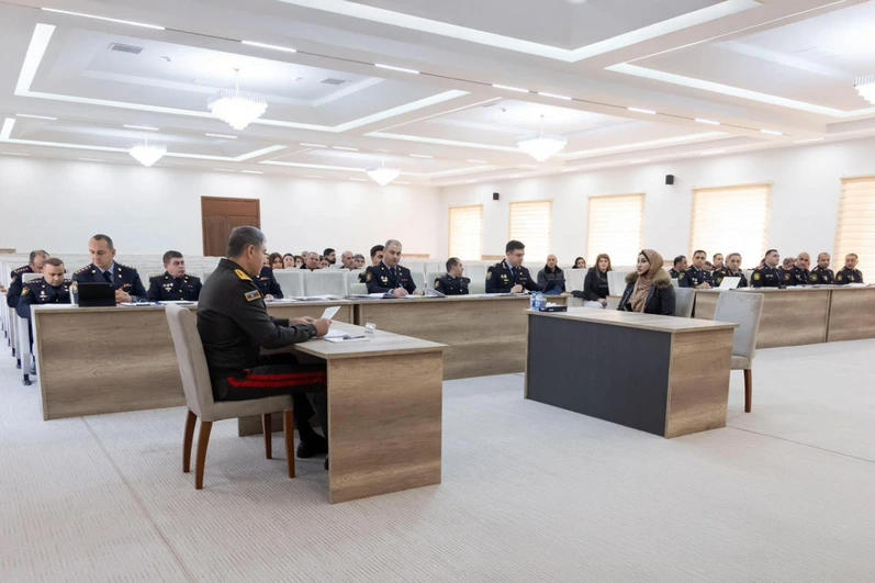 Vilayət Eyvazov Gəncədə vətəndaşları qəbul etdi: 362 nəfər işlə təmin olundu