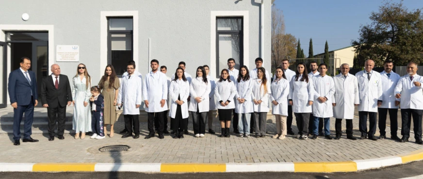 Leyla Əliyeva və Alena Əliyeva Lənkəran Dövlət Universitetinin Baytarlıq Klinikasını ziyarət etdilər