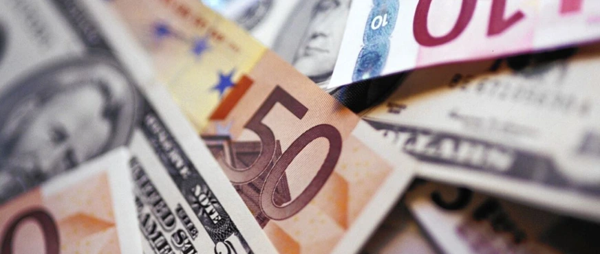 Mərkəzi Bank dolların məzənnəsini sabit saxladı, avro ucuzlaşdı