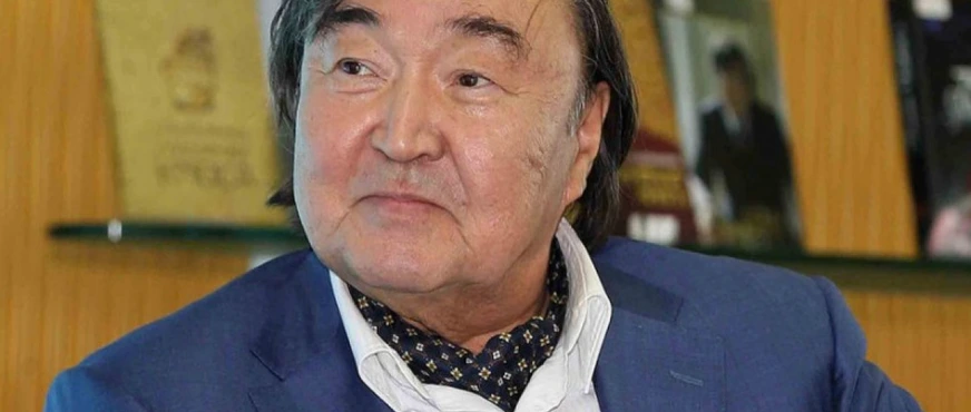 Oljas Süleymenov Nobel Sülh Mükafatına Namizəd: Qazax Şairin Sülh Naminə Fədakarlığı