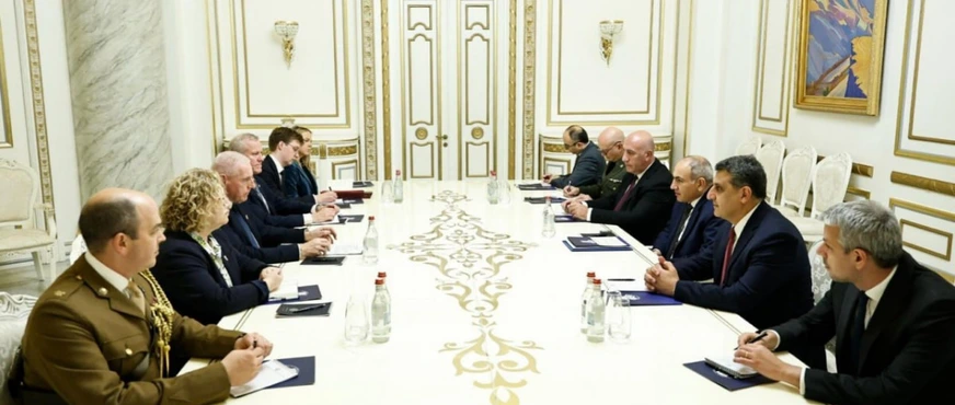 Paşinyandan Böyük Britaniyaya mesaj: Regional əməkdaşlığa hazırıq!