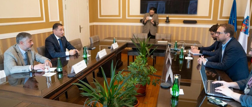 Səfir Osmanov Timişoarada yeni əməkdaşlıq yollarını müzakirə etdi