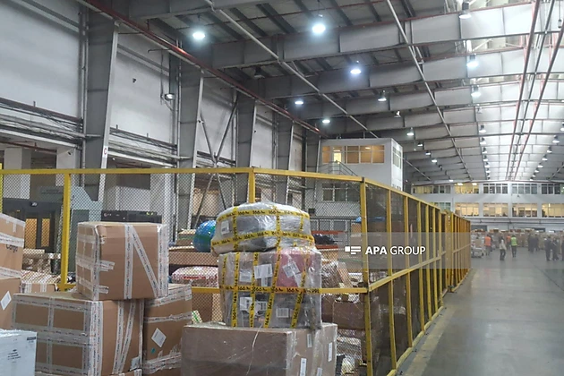 Hava nəqliyyatı ilə yük daşınması həcmi açıqlandı