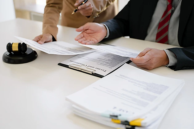 Vergi saxtakarlığına görə cərimələr artırılır: Yeni qanun