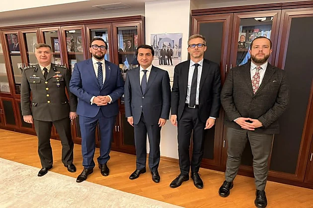 Hikmət Hacıyev NATO rəhbəri ilə görüşdü: Təhlükəsizlik müzakirəsi