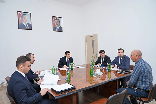 Nazir Əhmədov Bərdədə 61 vətəndaşın şikayətini dinlədi